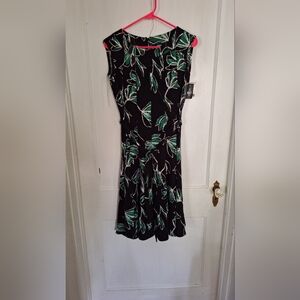 Elegant Black and Green Floral Dress
